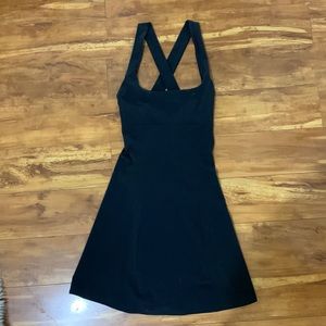 Outdoor Voices black cross back active dress
